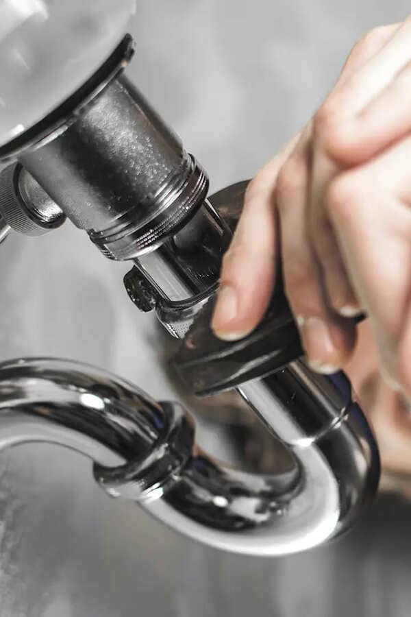 Fixing Pipes Fixing Pipes