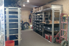 service-trailer-right-side